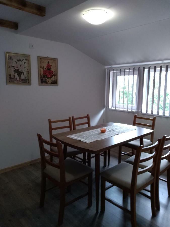 Apartman Nina Licko Petrovo Selo Exteriér fotografie